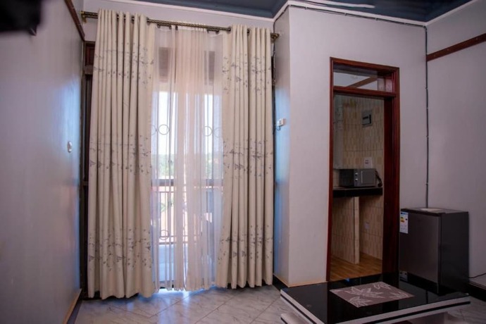 Imagen general del Hotel Yobo\'s Complex Guest House. Foto 6