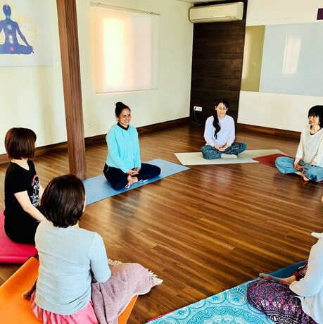 Imagen de los interiores del Hotel Yog Niketan By Sanskriti. Foto 27