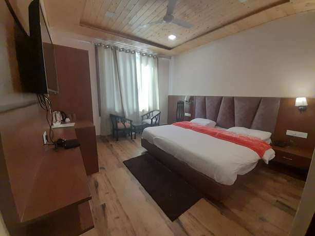 Imagen de la habitación del Hotel Yoga Badrinath Dham. Foto 17