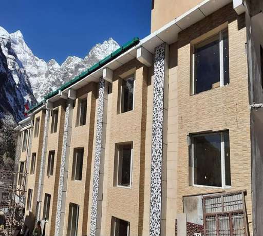Imagen general del Hotel Yoga Badrinath Dham. Foto 3