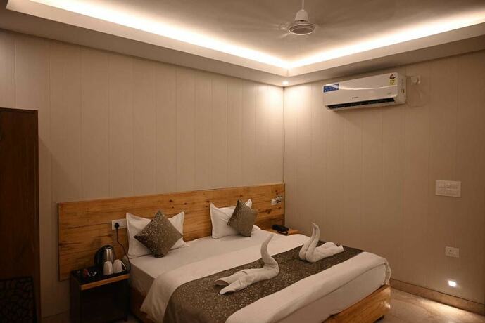Imagen de la habitación del Hotel Yoga Rishi. Foto 16