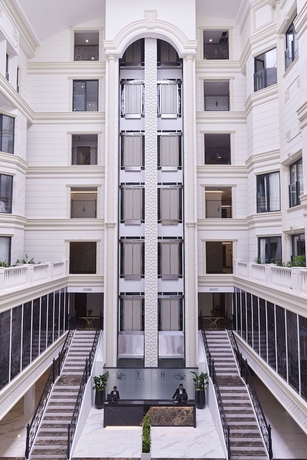 Imagen de los interiores del Hotel Yogh Hospitality. Foto 13