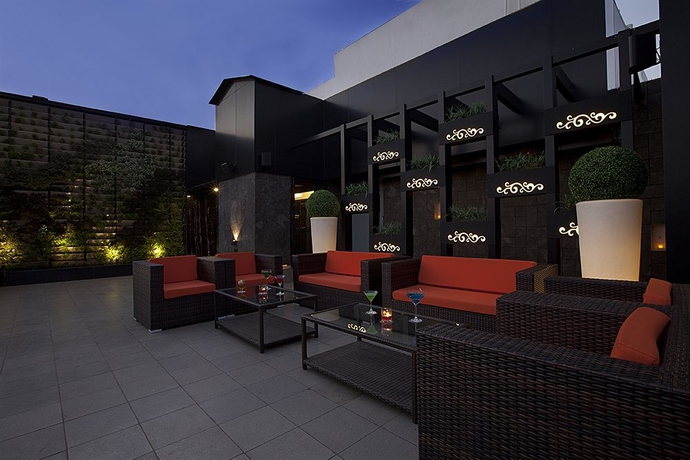 Imagen de los exteriores del Hotel Yogi Executive, Navi Mumbai. Foto 6