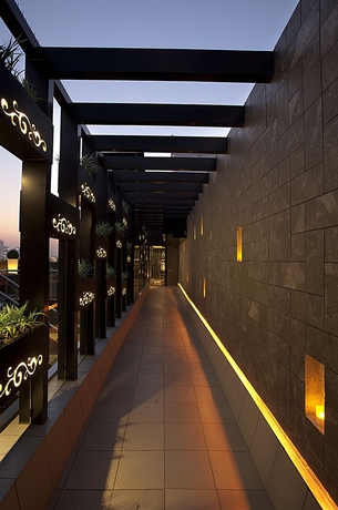 Imagen de los interiores del Hotel Yogi Executive, Navi Mumbai. Foto 7