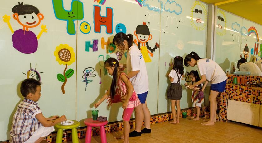 Imagen general del Hotel Yoho Beach Resort. Foto 6