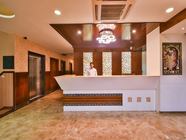 Imagen de los interiores del Hotel Yois. Foto 19