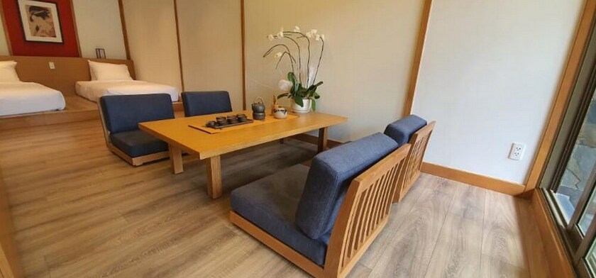 Imagen de la habitación del Hotel Yoko Onsen Quang Hanh. Foto 24