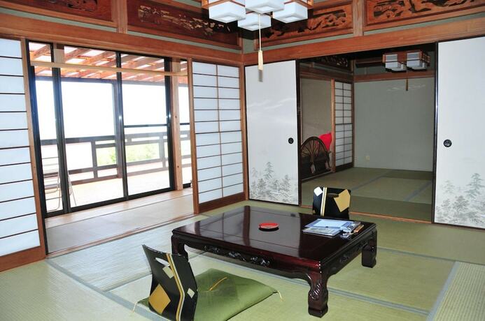 Imagen general del Hotel Yokohama Fujiyoshi Izuten. Foto 10