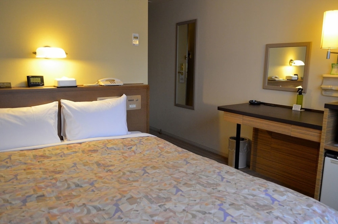 Imagen de la habitación del Hotel Yokohama Mandarin. Foto 9