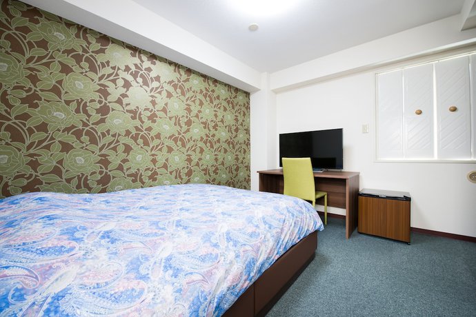 Imagen de la habitación del Hotel Yokohama Sakuragicho Town 24. Foto 9