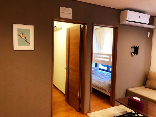 Imagen general del Hotel Yokohama World Family House. Foto 4