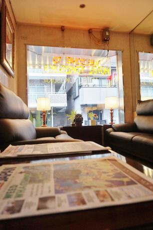 Imagen de los interiores del Hotel Yokosuka. Foto 12