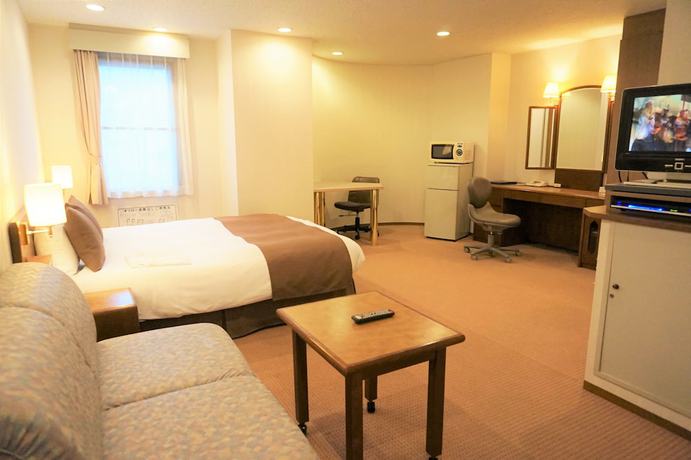 Imagen de la habitación del Hotel Yokosuka. Foto 7
