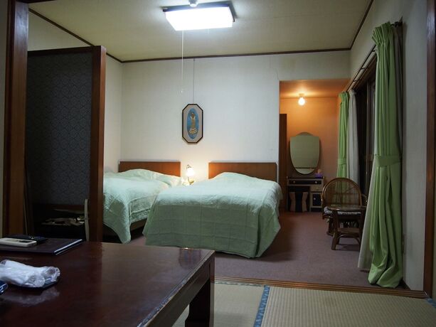 Imagen de la habitación del Hotel Yokotei. Foto 8