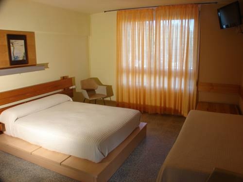 Imagen de los interiores del Hotel Yola. Foto 11