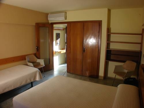 Imagen de la habitación del Hotel Yola. Foto 4
