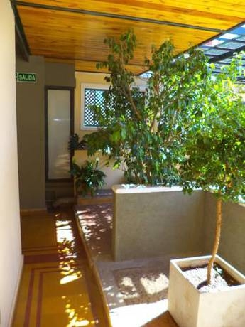 Imagen general del Hotel Yolanda Hotel. Foto 31