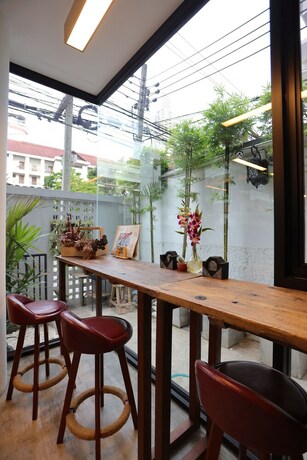 Imagen de los interiores del Hotel Yolo Bangkok Boutique. Foto 30
