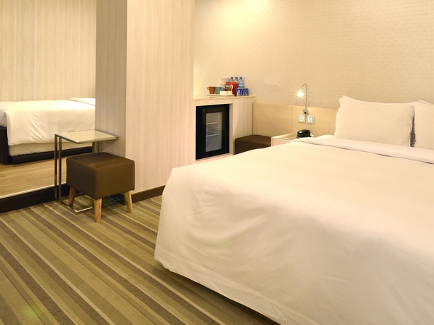 Imagen de la habitación del Hotel Yomi - Mrt Shuanglian Station. Foto 12