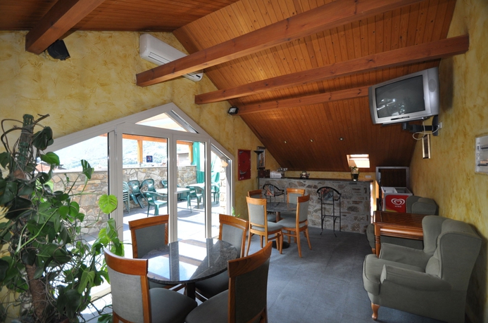 Imagen de los interiores del Hotel Yomo Petit Paris. Foto 13