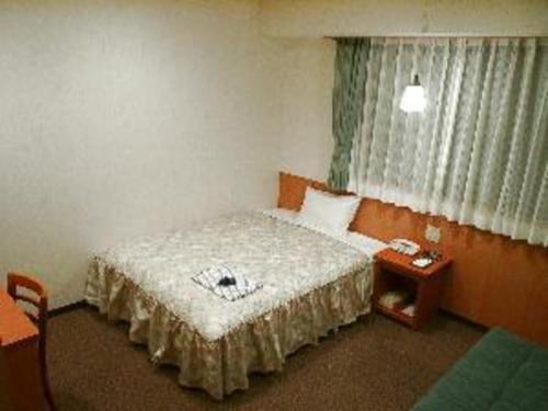 Imagen de la habitación del Hotel Yonago Universal. Foto 15