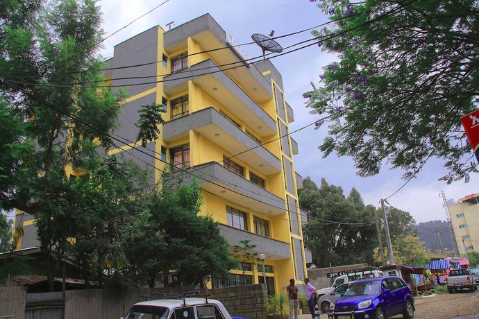 Imagen general del Hotel Yonas. Foto 1