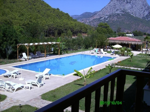 Imagen de la piscina del Hotel Yonca Butik. Foto 19
