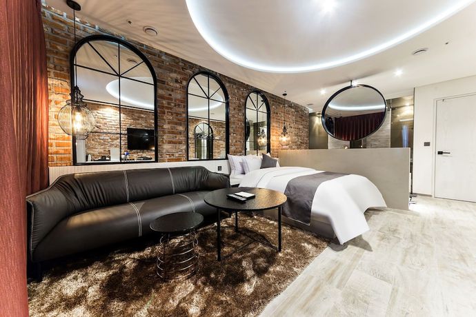 Imagen de la habitación del Hotel Yongin Astro. Foto 14