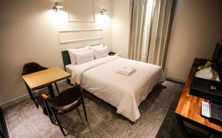 Imagen de la habitación del Hotel Yongin Avenue. Foto 10
