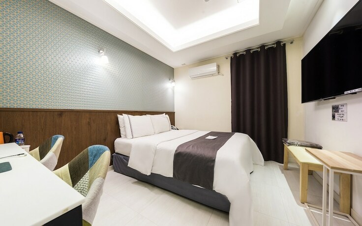 Imagen general del Hotel Yongin Bellino S. Foto 10