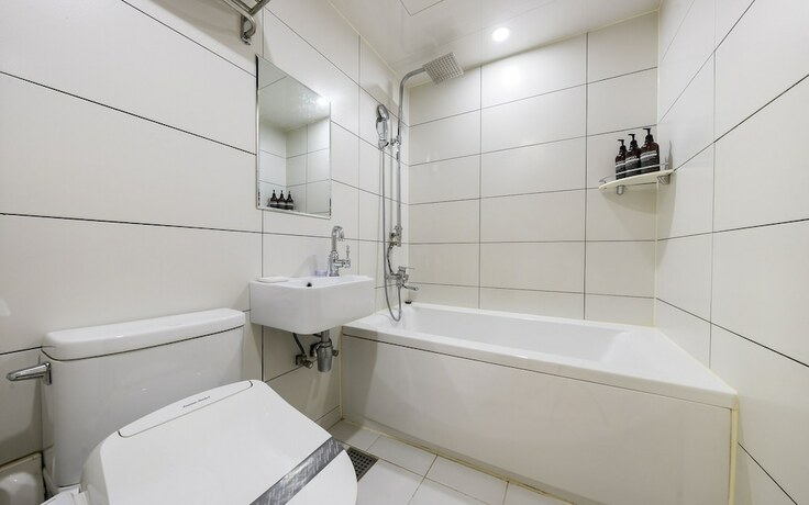 Imagen general del Hotel Yongin Bellino S. Foto 13