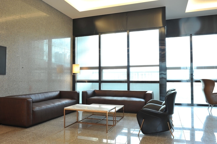 Imagen de los interiores del Hotel Yongin Central Co'op. Foto 18