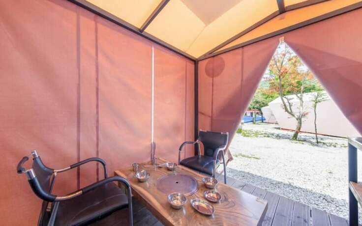 Imagen general del Hotel Yongin Cheoline Camping Land. Foto 8