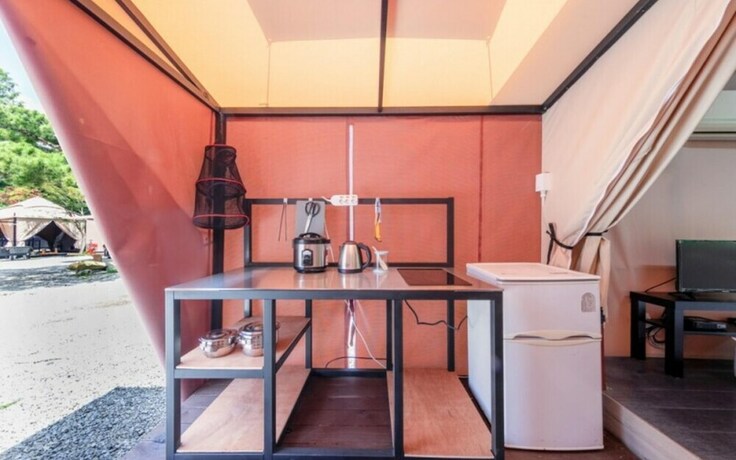 Imagen general del Hotel Yongin Cheoline Camping Land. Foto 19