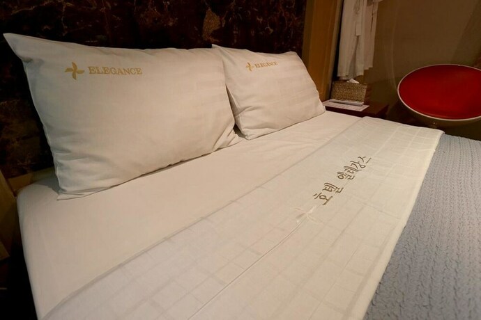 Imagen de la habitación del Hotel Yongin Elegance. Foto 16