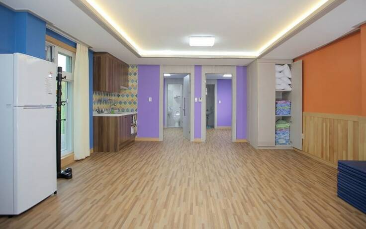 Imagen general del Hotel Yongin Everleeum Pension. Foto 5