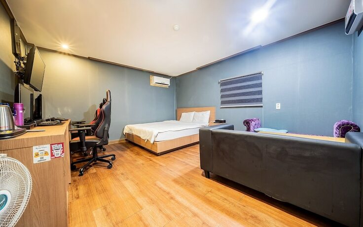 Imagen de la habitación del Hotel Yongin Jaju J and J. Foto 17