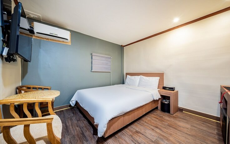 Imagen de la habitación del Hotel Yongin Jaju J and J. Foto 18