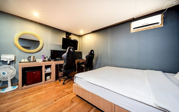 Imagen de la habitación del Hotel Yongin Jaju J and J. Foto 20