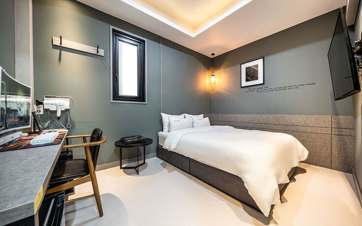 Imagen de la habitación del Hotel Yongin Juno. Foto 19