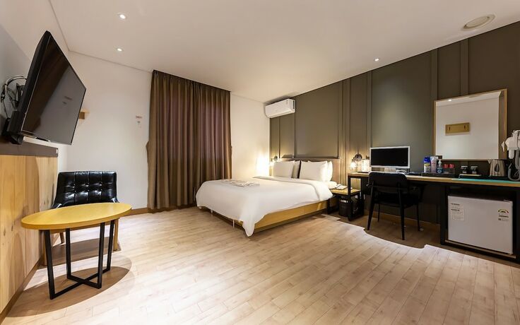 Imagen de la habitación del Hotel Yongin Monterey 17. Foto 12