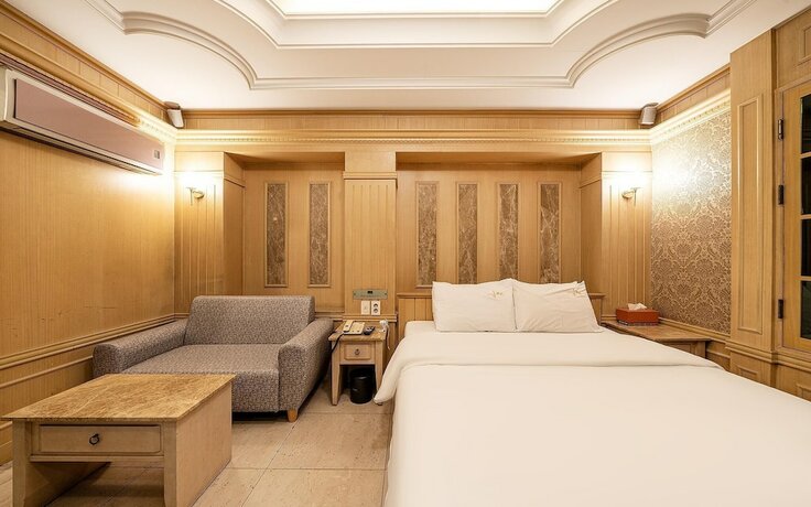 Imagen general del Hotel Yongin Singal Ace. Foto 10