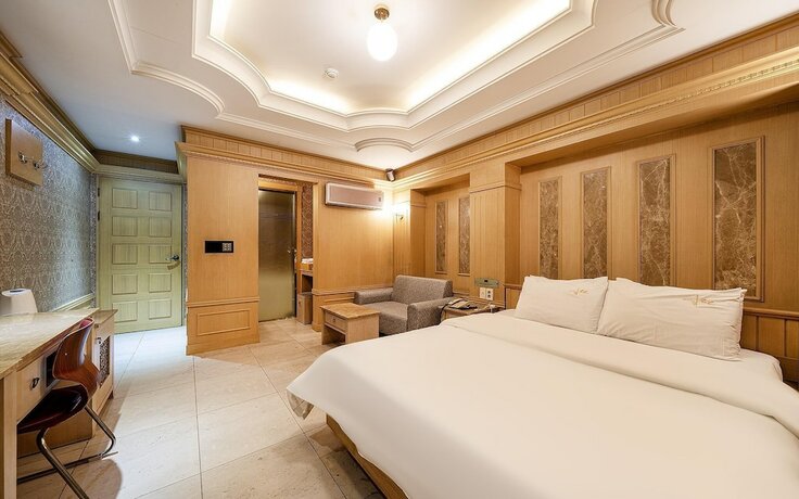 Imagen de la habitación del Hotel Yongin Singal Ace. Foto 17