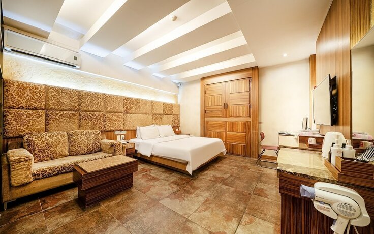 Imagen de la habitación del Hotel Yongin Singal Ace. Foto 22