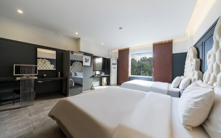 Imagen de la habitación del Hotel Yongin Singal Lago. Foto 17