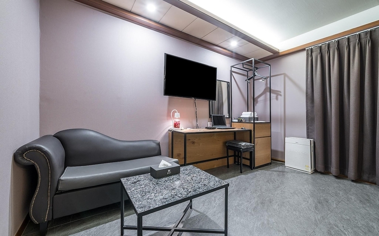 Imagen de la habitación del Hotel Yongin Singal Sky. Foto 7