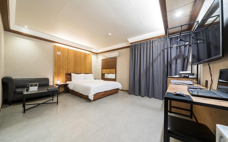 Imagen de la habitación del Hotel Yongin Singal Sky. Foto 18