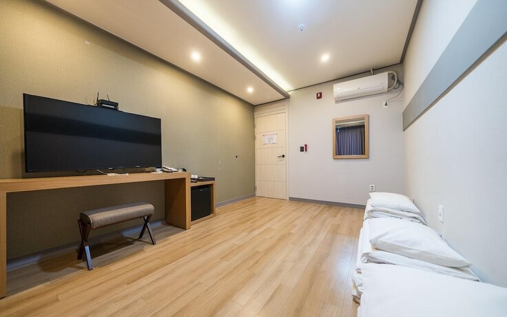 Imagen general del Hotel Yongin Sun Stay. Foto 9