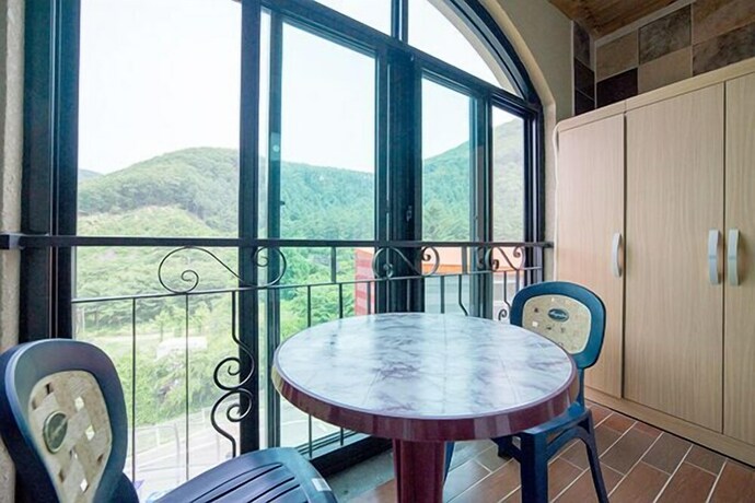 Imagen de la habitación del Hotel Yongin Sun and Moon Peension. Foto 15