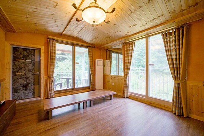 Imagen de la habitación del Hotel Yongin Sun and Moon Peension. Foto 38